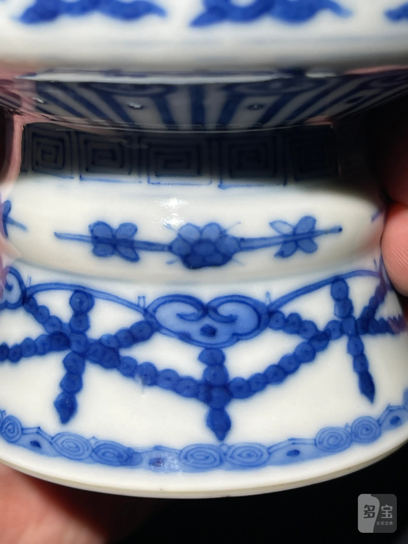 清代 青花花卉纹高足杯 - 图8